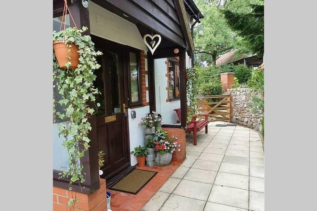 Rowan Cottages With Panoramic Views Of The Stiperstones And Walks On The Doorstep Shrewsbury Exterior photo