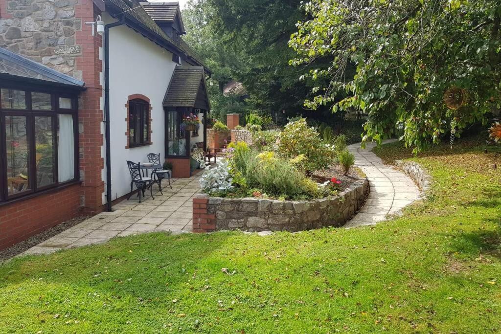 Rowan Cottages With Panoramic Views Of The Stiperstones And Walks On The Doorstep Shrewsbury Exterior photo
